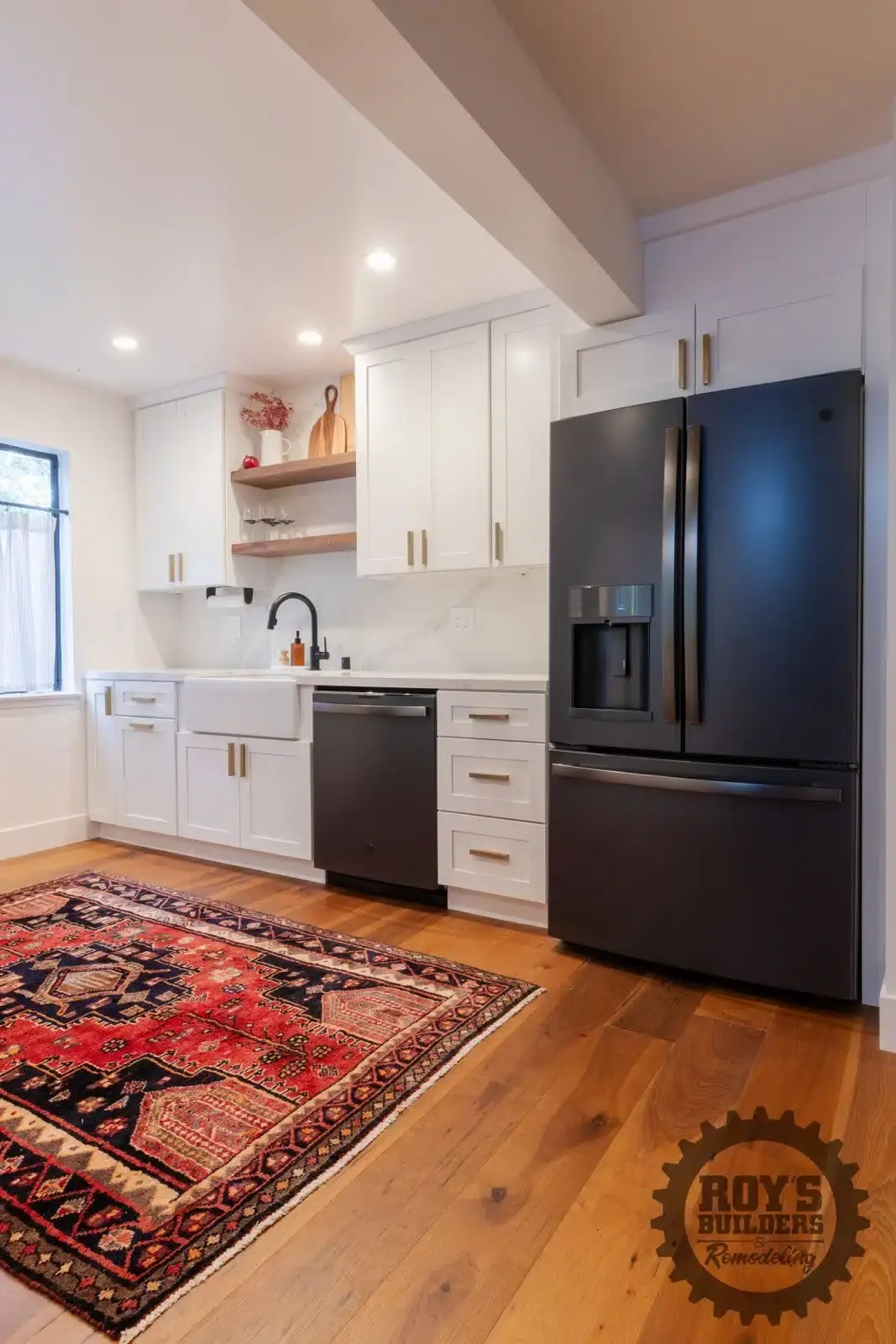 Modern kitchen upgrade by Roy's Builders and Remodeling