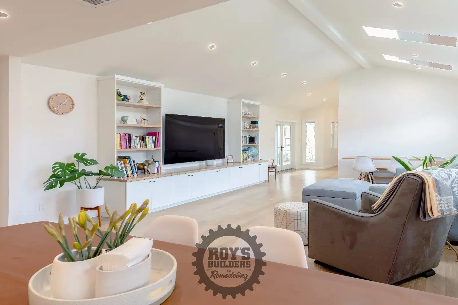 Custom Living Room Renovation- Roy's Builders