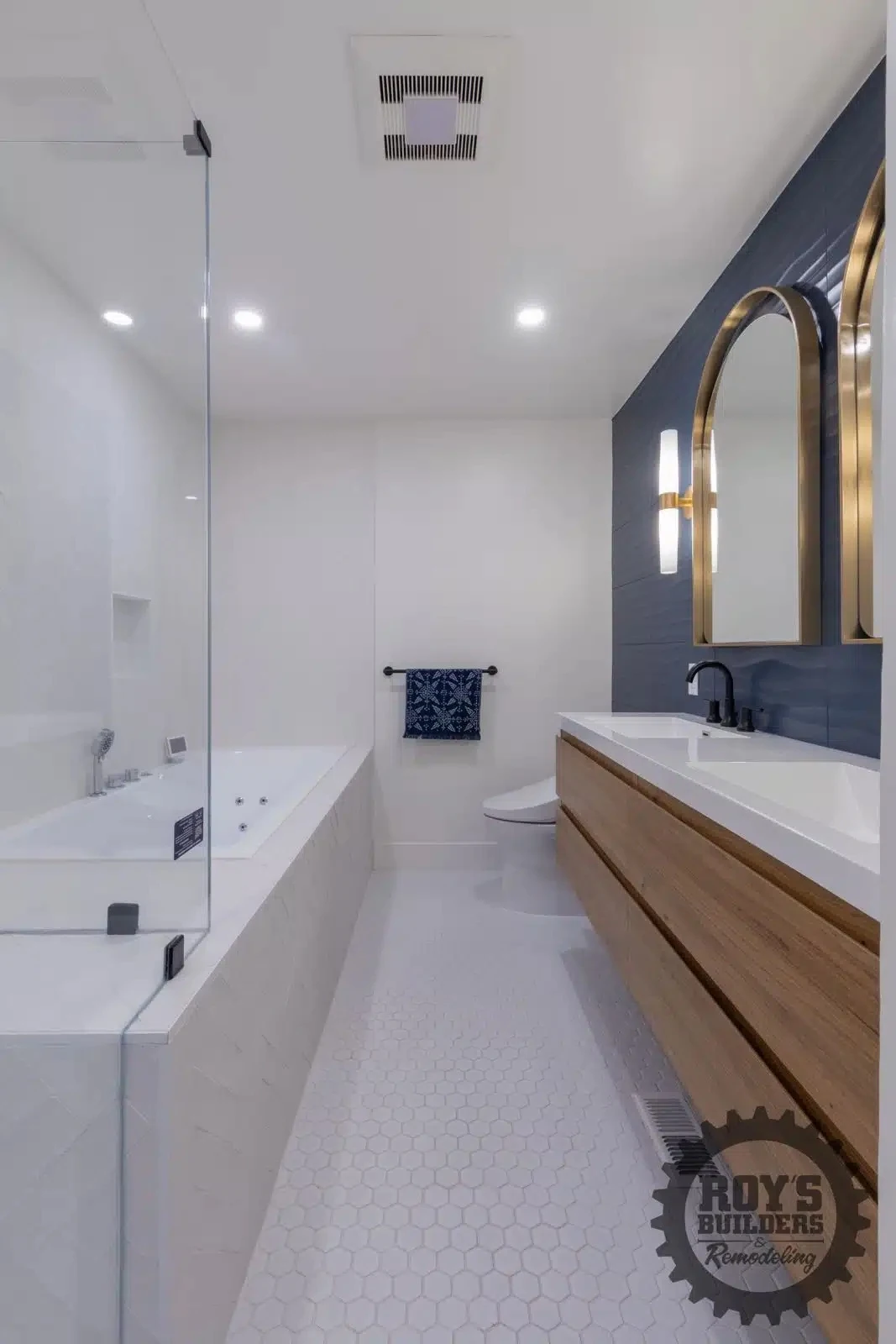 Elegant Modern Bathroom Remodeling in San Jose- Roy's Builders