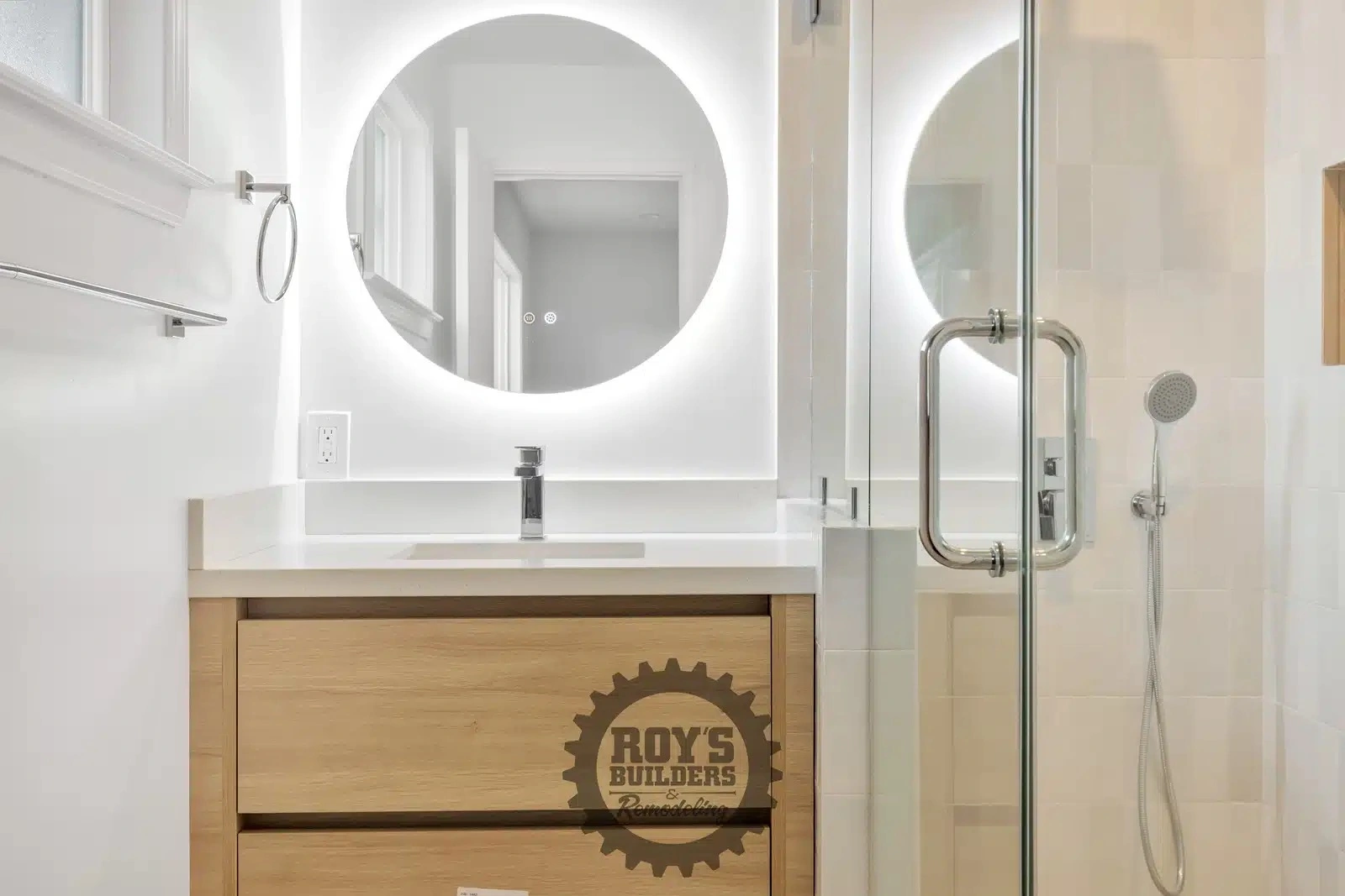 Modern Bathroom Remodel in Palo Alto- Roy's Builders