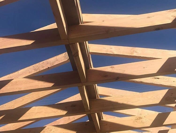 roof truss framing- Roy's Builders