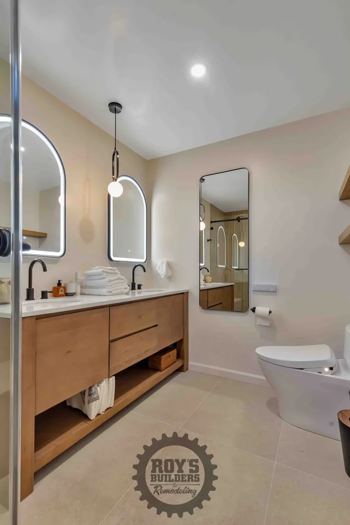 Elegant master bath with double vanity. in Dalehurst Dr, San Mateo