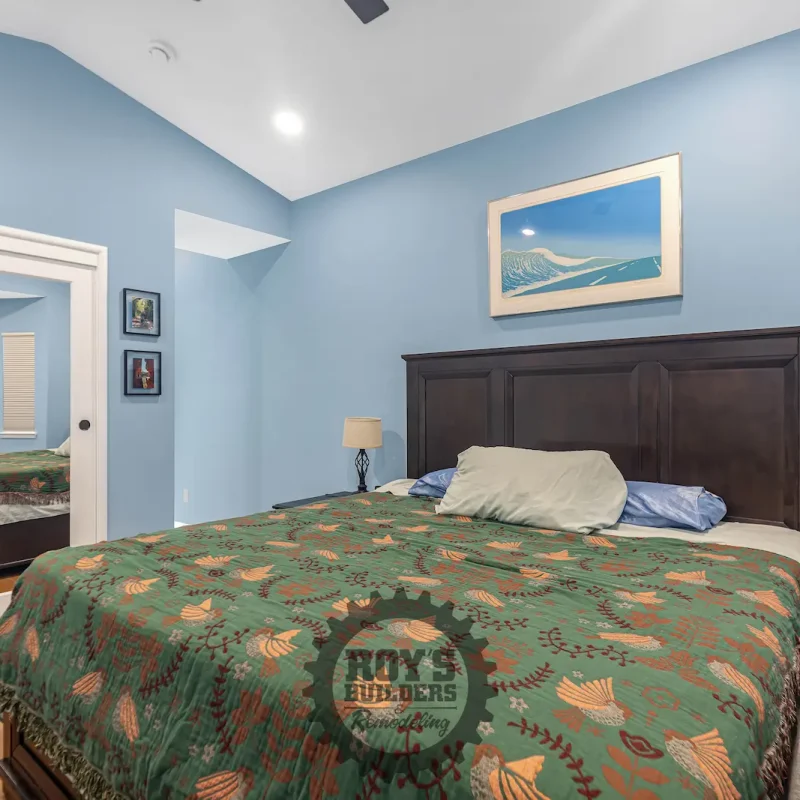 Cozy bedroom with green bedding