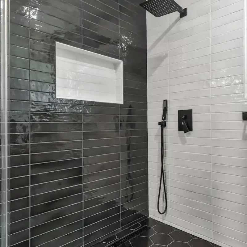 Walk-in shower with rainfall showerhead