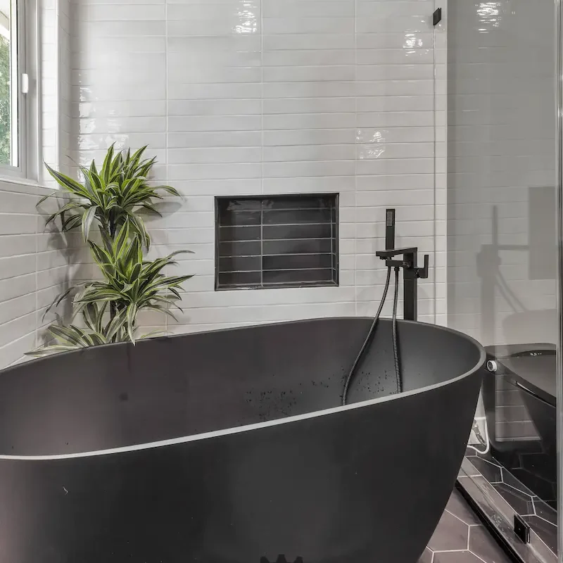 Minimalist shower and tub combination view